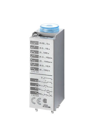 85.04.0.024.0000, Миниатюрный мультифункциональный таймер (AI, DI, SW, GI); монтаж в розетку; питани Finder